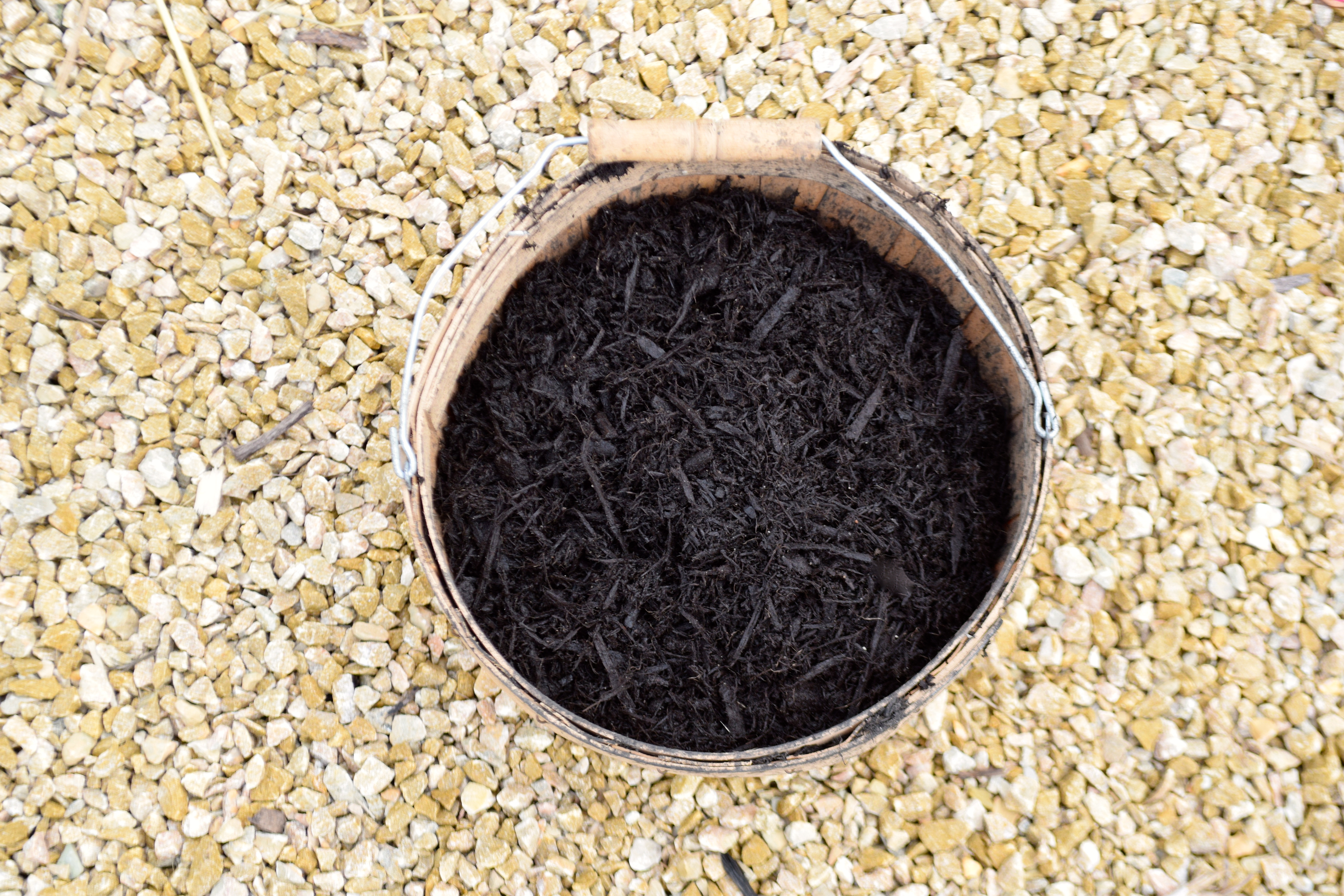 Color Enhanced Premium Hardwood Indianapolis Mulch