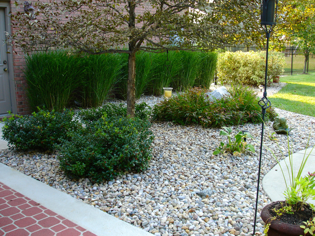 5 Large River Rock Indianapolis, How To Place River Rock Landscaping