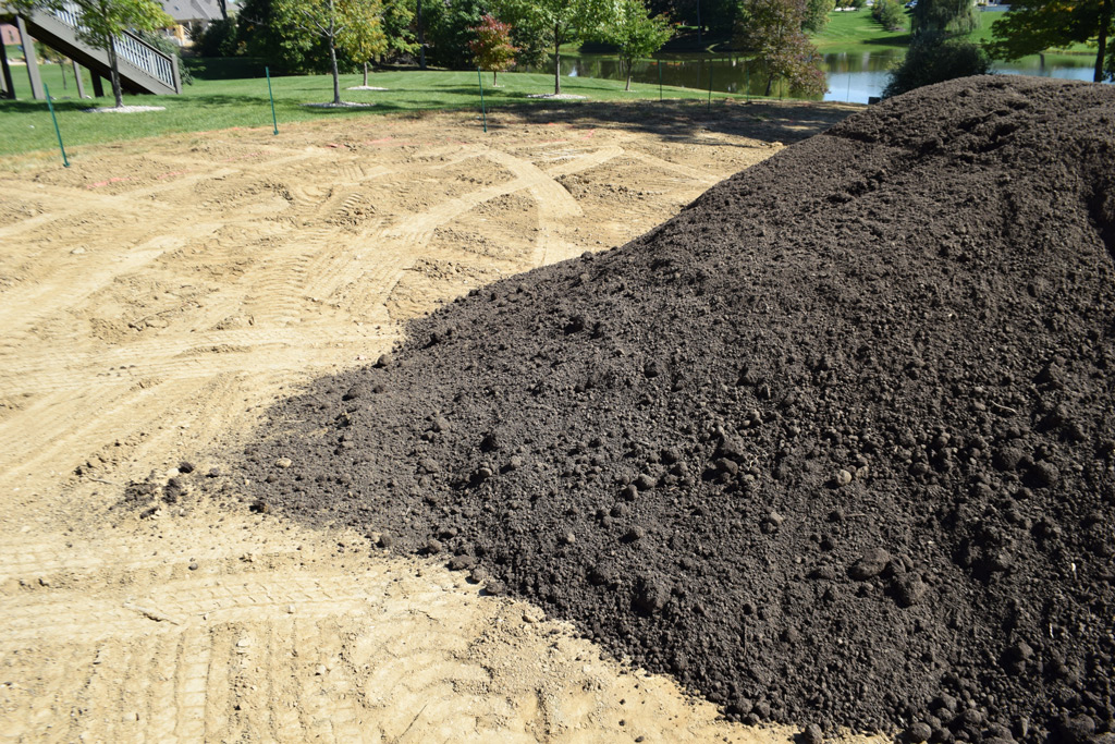 Planters Mix Indianapolis Bulk Soil Landscaping