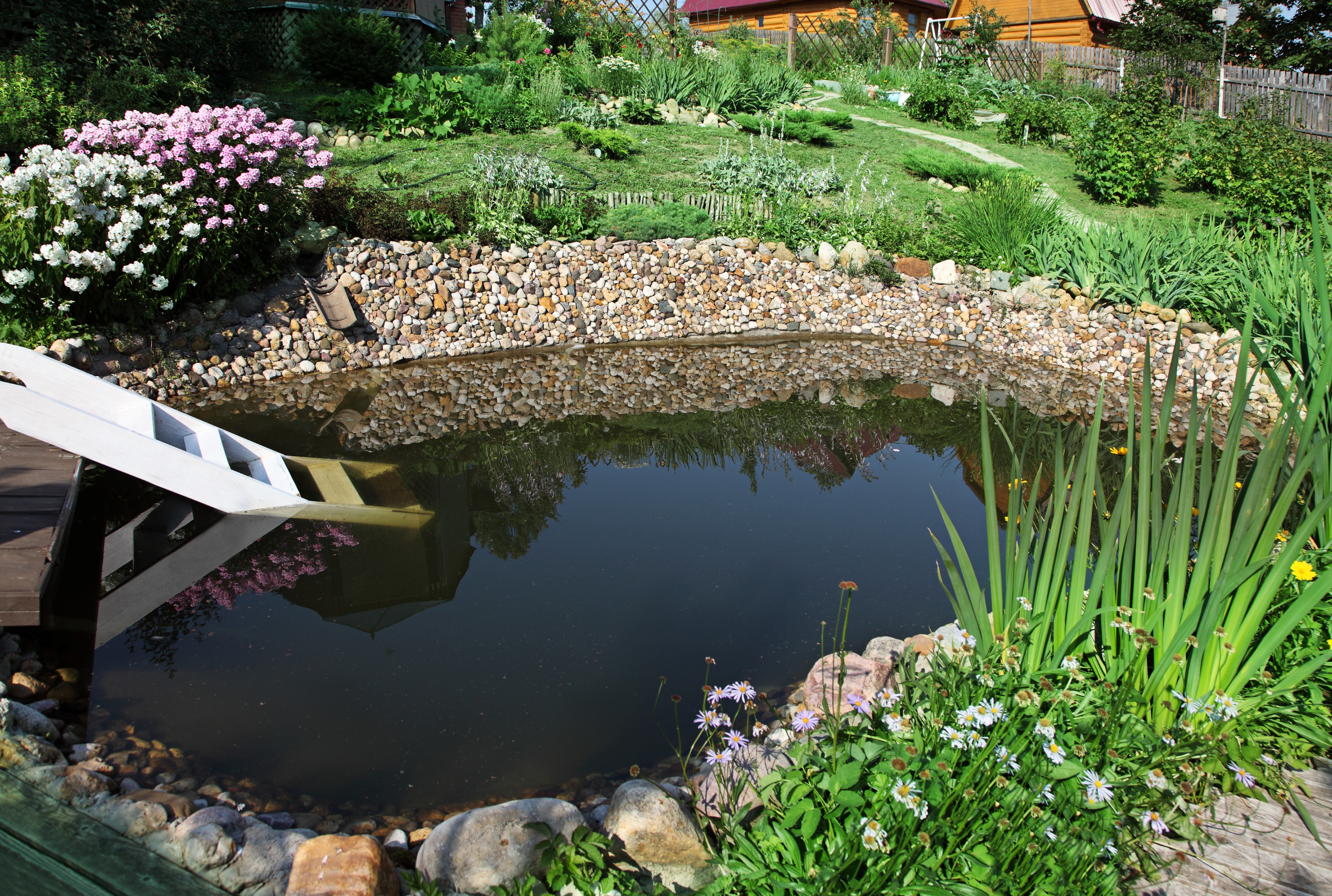 3 Easier Alternatives to a Backyard Pond